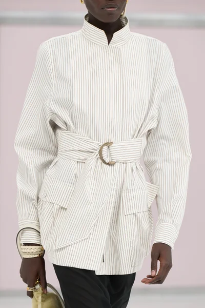 Look 17